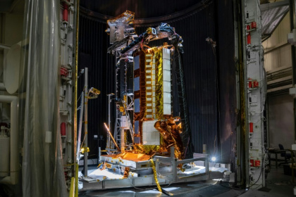This NASA image obtained on July 29, 2025 shows part of the NASA-ISRO Synthetic Aperture Radar (NISAR) satellite, which was designed to track subtle changes in Earth's land and ice surfaces - - (AFP) This NASA image obtained on July 29, 2025 shows part of the NASA-ISRO Synthetic Aperture Radar (NISAR) satellite, which was designed to track subtle changes in Earth's land and ice surfaces - - (AFP)
