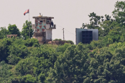 Seoul's military said Pyongyang had appeared to have stopped transmitting bizarre, unsettling noises along the border - ANTHONY WALLACE (AFP) Seoul's military said Pyongyang had appeared to have stopped transmitting bizarre, unsettling noises along the border - ANTHONY WALLACE (AFP)
