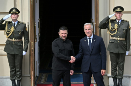 Canadian Prime Minister Mark Carney visited Kyiv on the Independence Day - Sergei SUPINSKY (AFP) Canadian Prime Minister Mark Carney visited Kyiv on the Independence Day - Sergei SUPINSKY (AFP)