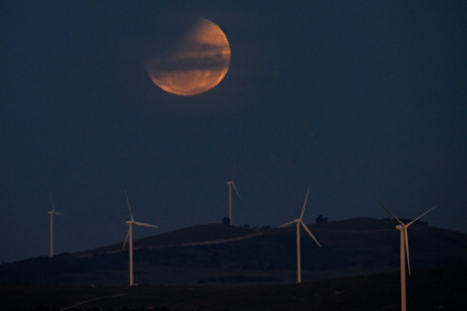 A lunar eclipse turns the Moon red near the Australian capital city of Canberra on March 14, 2025 - Izhar KHAN (AFP)