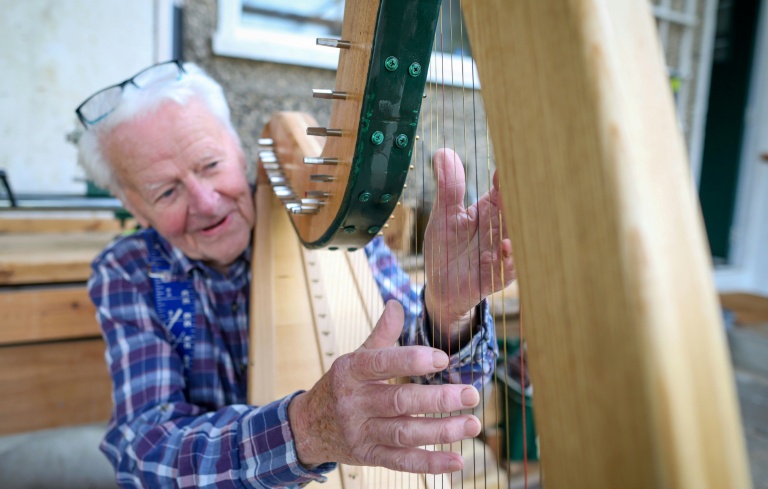 Irish octogenarian enjoys new lease on life making harps Irish octogenarian enjoys new lease on life making harps