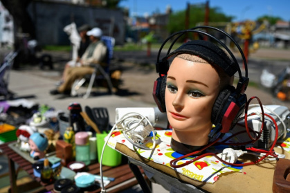 Some 40 percent of Argentina's income earners work in the informal sector with no social benefits - Luis Robayo (AFP) Some 40 percent of Argentina's income earners work in the informal sector with no social benefits - Luis Robayo (AFP)