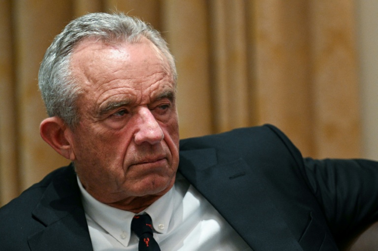 US health agency edits website to reflect anti-vax views