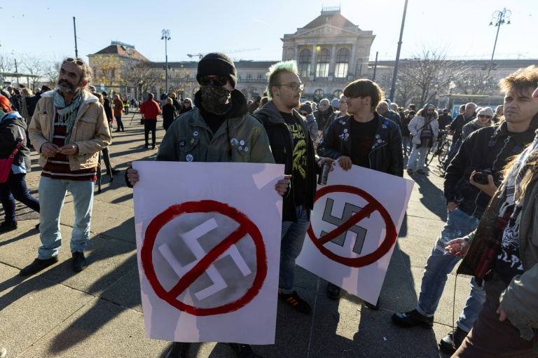 Thousands march in Zagreb against far right