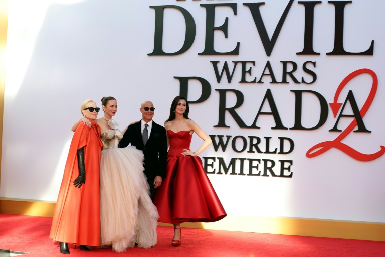 'The Devil Wears Prada 2' stars reunite for glamorous premiere