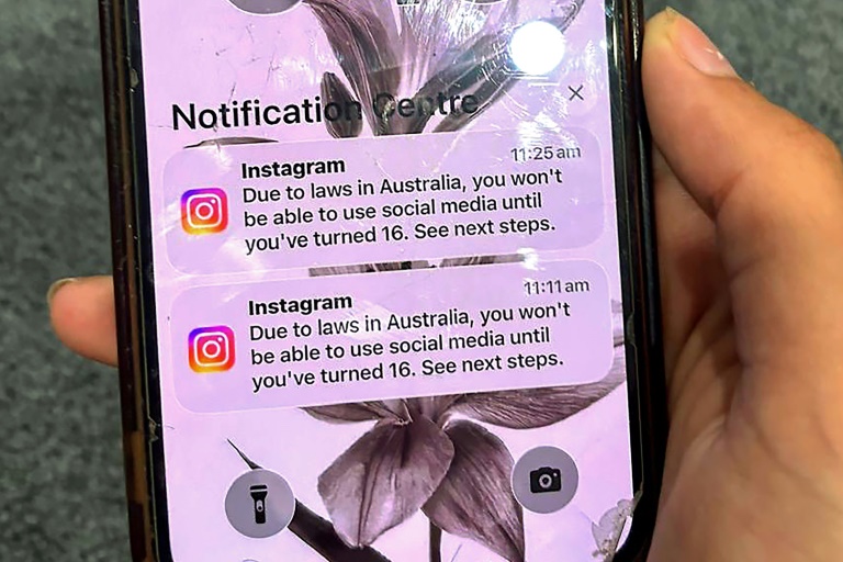 Australia investigates tech giants over social media ban breaches