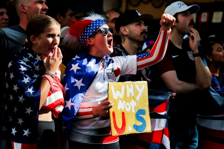 'Country Roads' stars as unofficial US anthem at World Cup