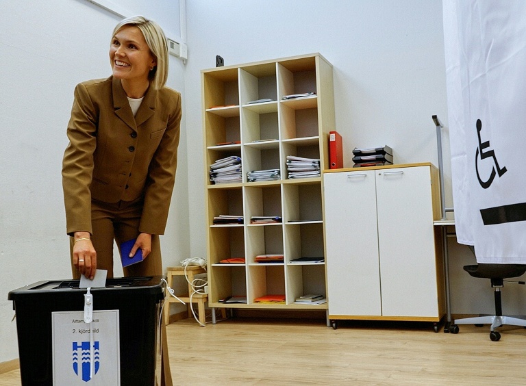 Iceland votes 'No' to resuming EU talks