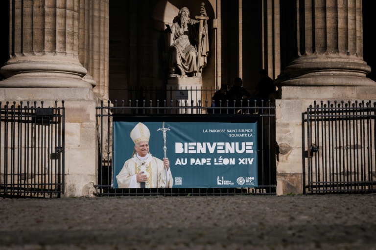 Pope heads to France on first state visit in 18 years