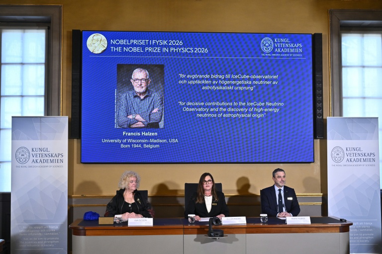 Nobel physics prize hails 'ghostly messengers' from space