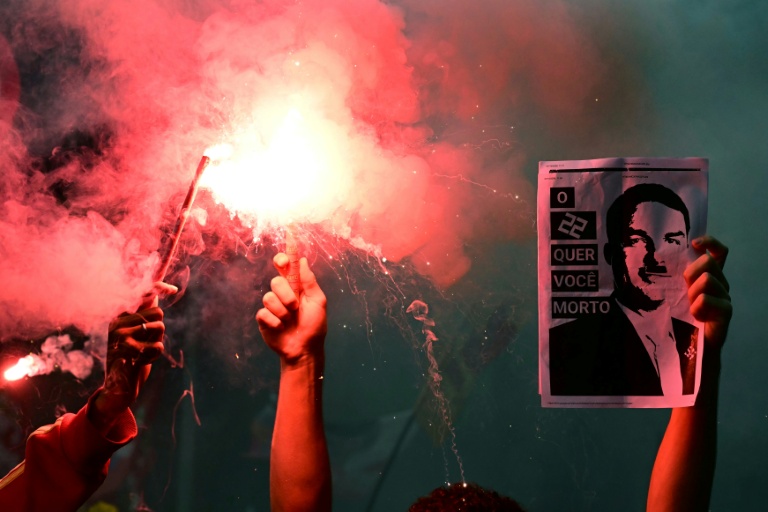 'Never again Bolsonaro': thousands march ahead of Brazil election runoff